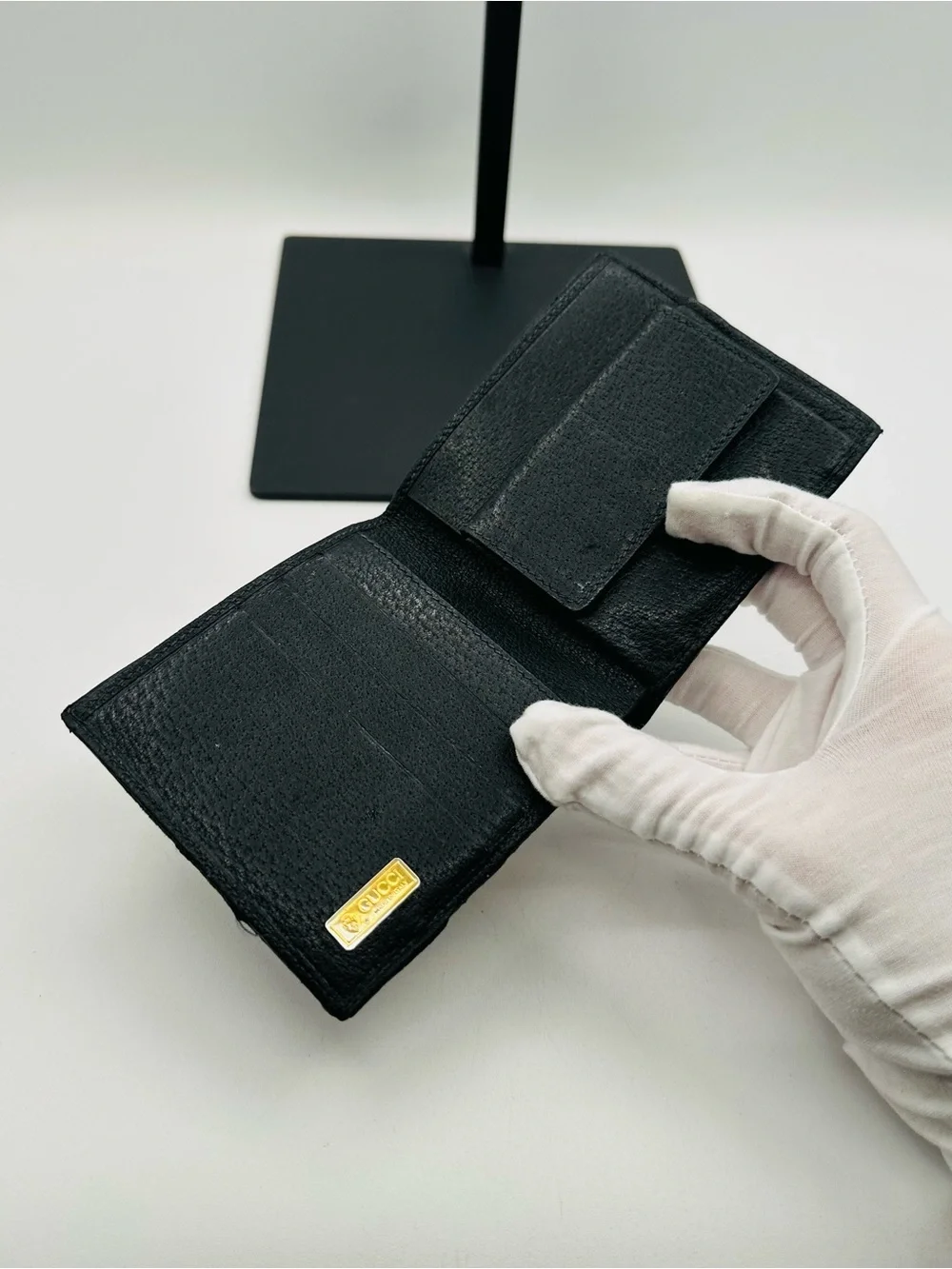 Gucci Vintage Bi Fold Wallet